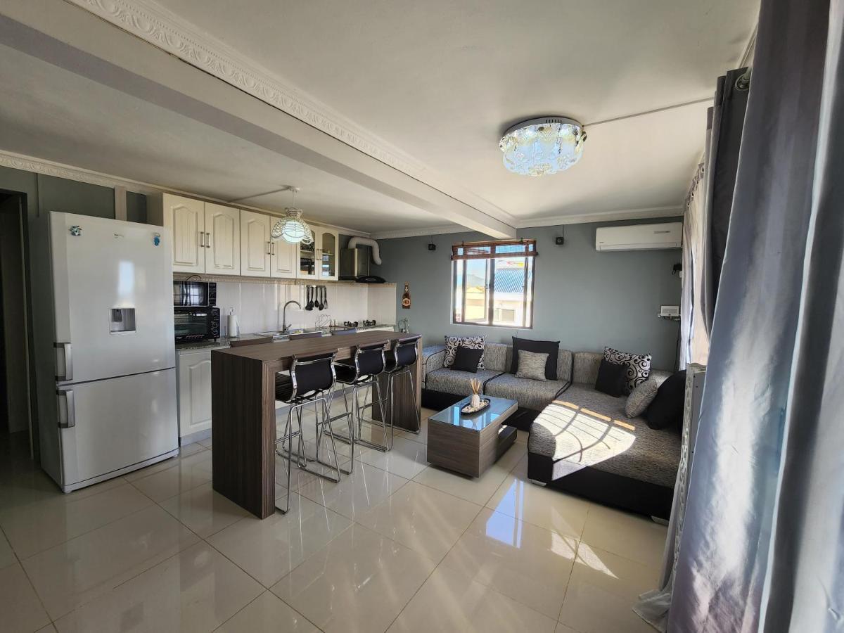 Sunsetview Beach Apartment Flic en Flac Exterior photo
