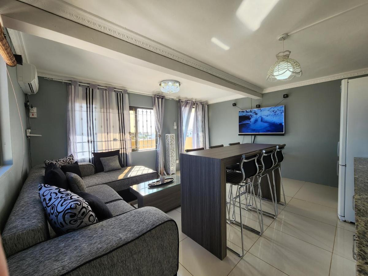 Sunsetview Beach Apartment Flic en Flac Exterior photo